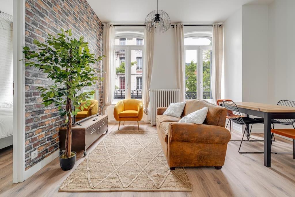Grand Appartement «  City » Spacieux Et Moderne Saint-Etienne  Dış mekan fotoğraf